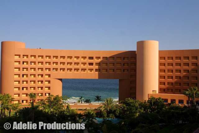 <b>Westin Spa & Resort, Los Cabos, Mexico</b><br/>&ldquo;...designed by...Javier Sordo Madaleno to pay homage to the natural rock arch at Land&rsquo;s End near Cabo San Lucas, which separates the Pacific Ocean from the Sea of Cortez.&rdquo;